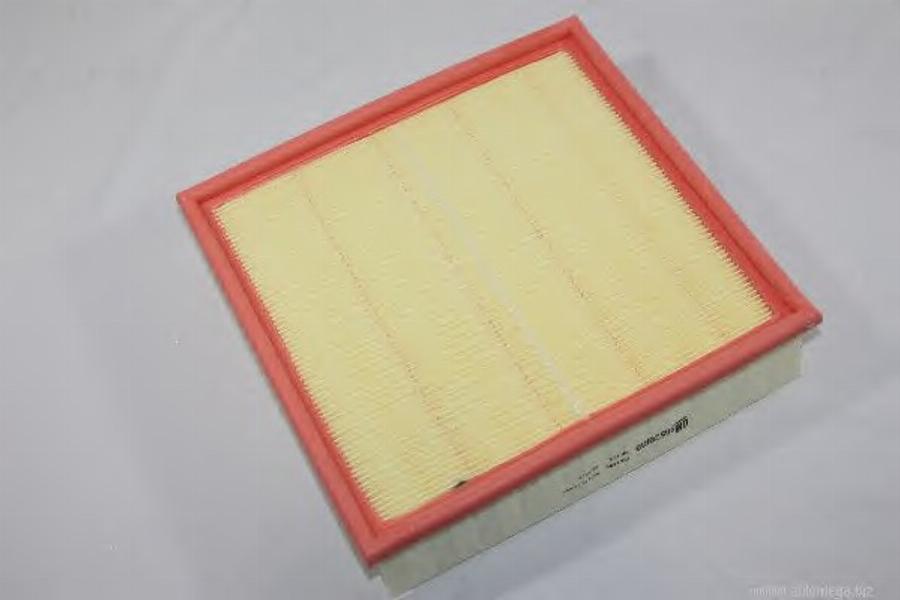 Automega 1108350617 - Air Filter, engine www.autospares.lv