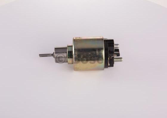 BOSCH 9 330 081 056 - Ievilcējrelejs, Starteris www.autospares.lv