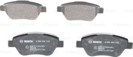 BOSCH 0 986 494 132 - Тормозные колодки, дисковые, комплект www.autospares.lv