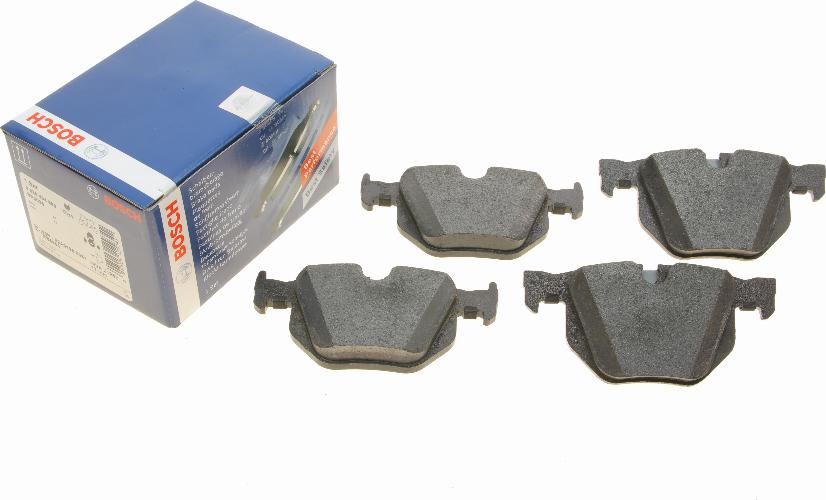 BOSCH 0 986 494 862 - Brake Pad Set, disc brake www.autospares.lv