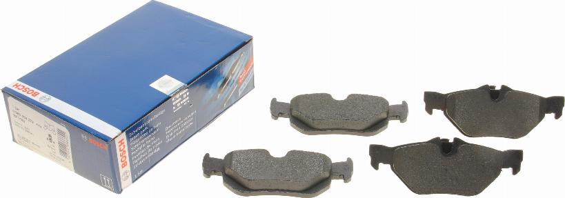 BOSCH 0 986 494 272 - Brake Pad Set, disc brake www.autospares.lv