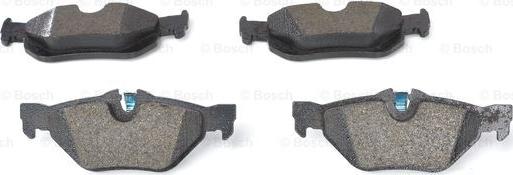 BOSCH 0 986 494 272 - Bremžu uzliku kompl., Disku bremzes www.autospares.lv