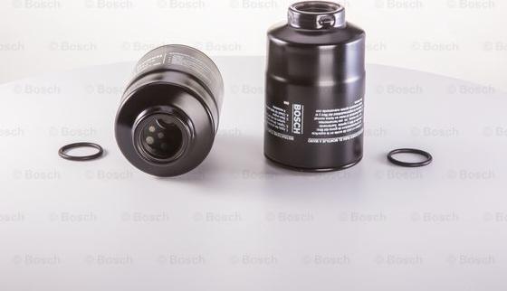 BOSCH 0 986 450 719 - Degvielas filtrs www.autospares.lv