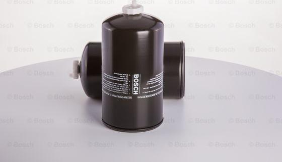 BOSCH 0 986 450 734 - Degvielas filtrs www.autospares.lv