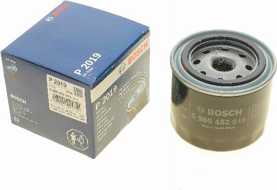 BOSCH 0 986 452 019 - Oil Filter www.autospares.lv