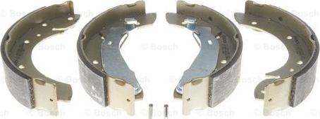 BOSCH 0 986 487 552 - Bremžu loku komplekts autospares.lv