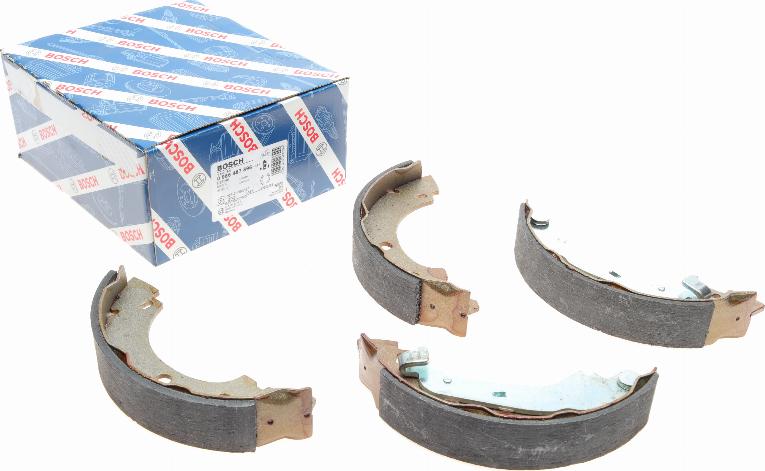 BOSCH 0 986 487 896 - Bremžu loku komplekts www.autospares.lv