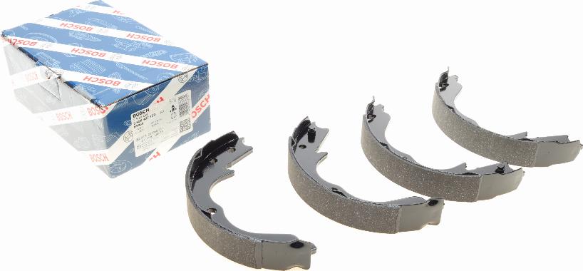 BOSCH 0 986 487 739 - Bremžu loku kompl., Stāvbremze www.autospares.lv