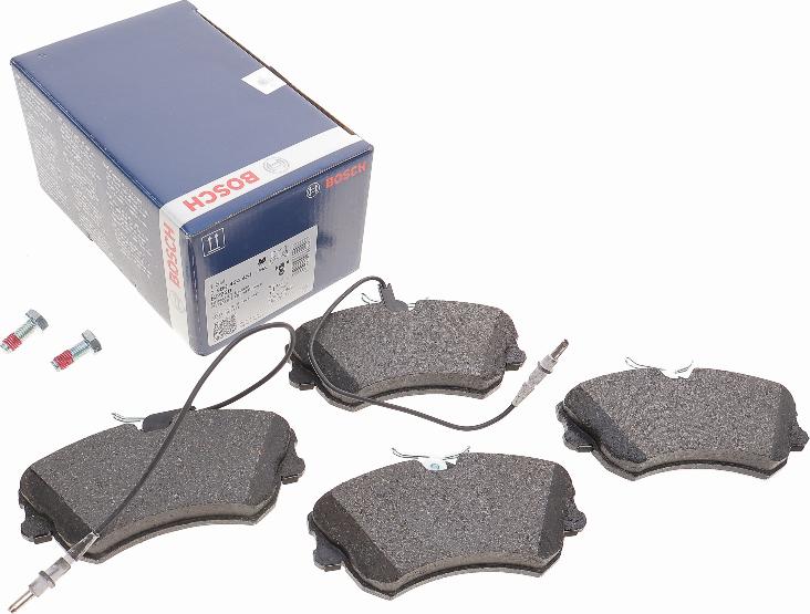 BOSCH 0 986 424 451 - Brake Pad Set, disc brake www.autospares.lv