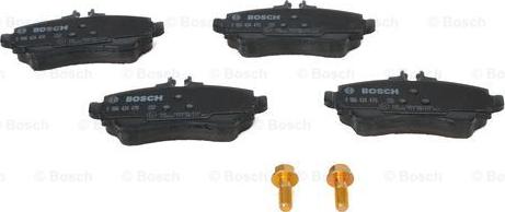 BOSCH 0 986 424 470 - Bremžu uzliku kompl., Disku bremzes www.autospares.lv