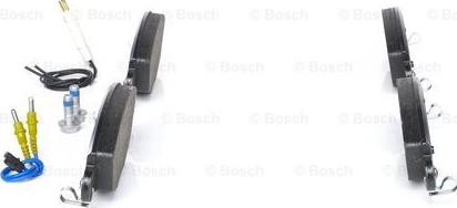 BOSCH 0 986 424 581 - Bremžu uzliku kompl., Disku bremzes www.autospares.lv