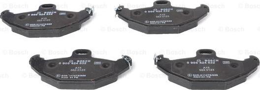 BOSCH 0 986 424 532 - Brake Pad Set, disc brake www.autospares.lv