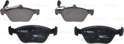 BOSCH 0 986 424 576 - Тормозные колодки, дисковые, комплект www.autospares.lv