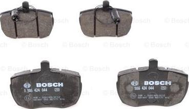 BOSCH 0 986 424 044 - Тормозные колодки, дисковые, комплект www.autospares.lv