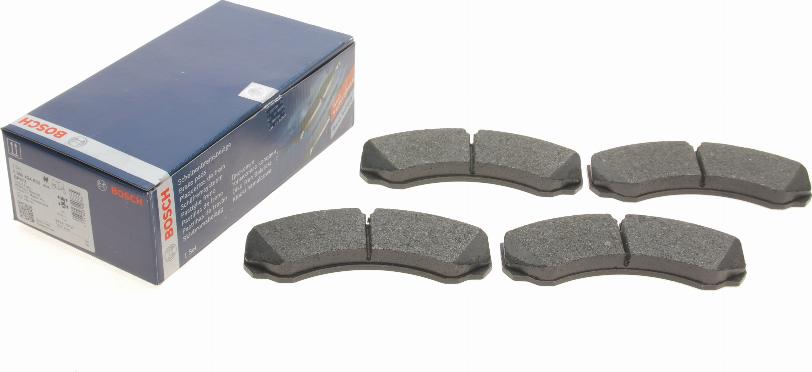 BOSCH 0 986 424 833 - Brake Pad Set, disc brake www.autospares.lv