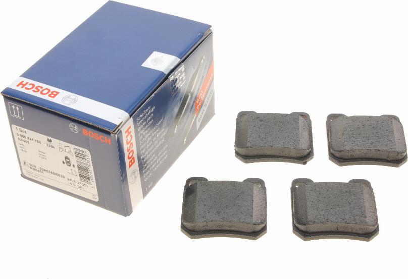 BOSCH 0 986 424 754 - Brake Pad Set, disc brake www.autospares.lv