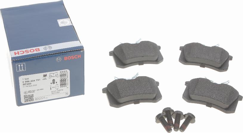 BOSCH 0 986 424 751 - Тормозные колодки, дисковые, комплект www.autospares.lv