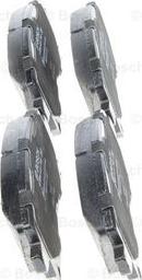 BOSCH 0 986 424 700 - Bremžu uzliku kompl., Disku bremzes www.autospares.lv