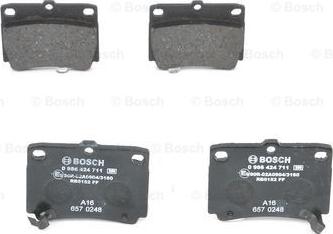 BOSCH 0 986 424 711 - Bremžu uzliku kompl., Disku bremzes www.autospares.lv