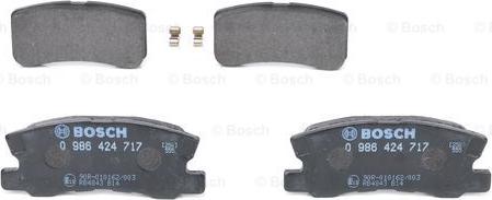 BOSCH 0 986 424 717 - Bremžu uzliku kompl., Disku bremzes www.autospares.lv