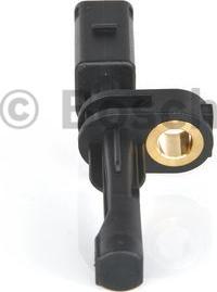 BOSCH 0 986 594 526 - Devējs, Riteņu griešanās ātrums www.autospares.lv