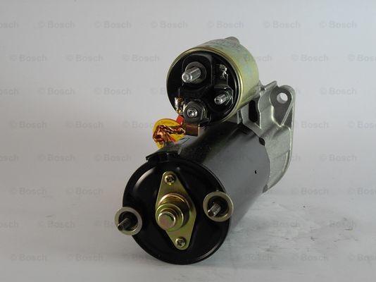 BOSCH 0 986 010 400 - Стартер www.autospares.lv