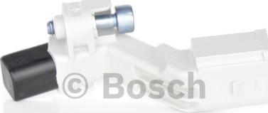 BOSCH 0 986 280 421 - Sensor, crankshaft pulse www.autospares.lv