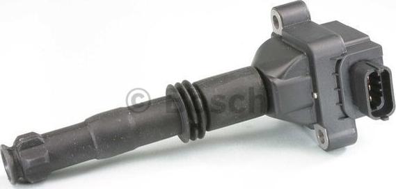 BOSCH 0 986 221 016 - Aizdedzes spole www.autospares.lv