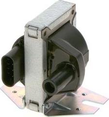 BOSCH 0 986 221 037 - Aizdedzes spole www.autospares.lv