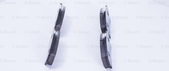 BOSCH 0 986 BB0 599 - Bremžu uzliku kompl., Disku bremzes www.autospares.lv