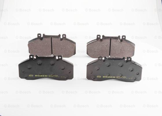 BOSCH 0 986 BB0 282 - Bremžu uzliku kompl., Disku bremzes www.autospares.lv