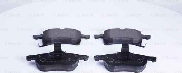 BOSCH 0 986 BB0 798 - Bremžu uzliku kompl., Disku bremzes www.autospares.lv