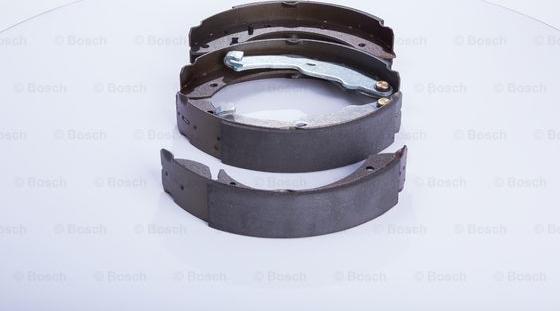 BOSCH 0 986 BB3 537 - Brake Shoe Set www.autospares.lv