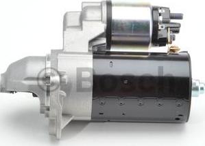 BOSCH 0 001 137 005 - Starteris www.autospares.lv