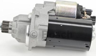 BOSCH 0 001 121 402 - Starteris autospares.lv