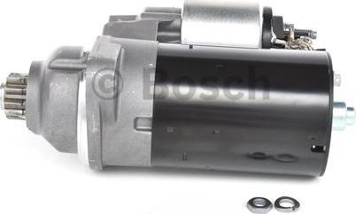 BOSCH 0 001 121 024 - Starteris autospares.lv