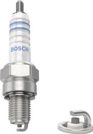 BOSCH 0 241 050 002 - Aizdedzes svece www.autospares.lv