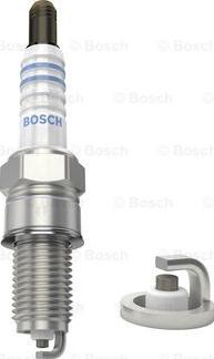 BOSCH 0 241 140 500 - Свеча зажигания www.autospares.lv