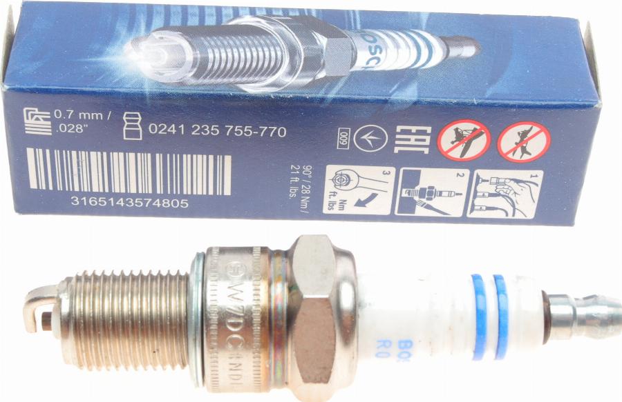 BOSCH 0 241 235 755 - Spark Plug www.autospares.lv