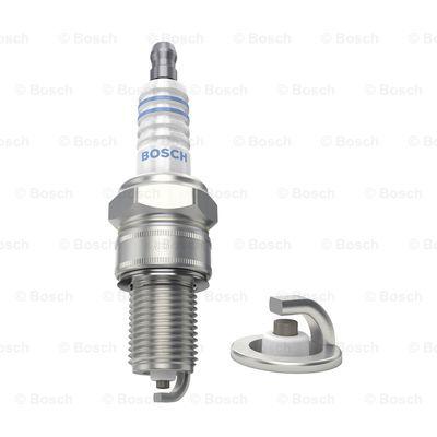 BOSCH 0 242 235 988 - Spark Plug www.autospares.lv