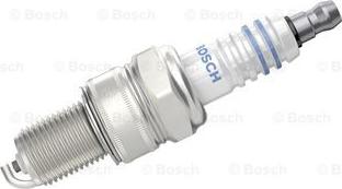 BOSCH 0 241 229 715 - Aizdedzes svece www.autospares.lv