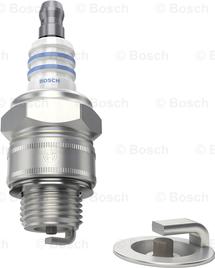 BOSCH 0 241 225 824 - Aizdedzes svece www.autospares.lv