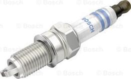 BOSCH 0 242 145 503 - Aizdedzes svece www.autospares.lv