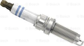 BOSCH 0 242 145 537 - Aizdedzes svece www.autospares.lv