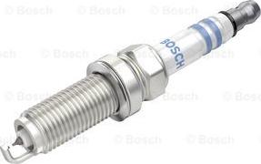 BOSCH 0 242 140 555 - Aizdedzes svece autospares.lv