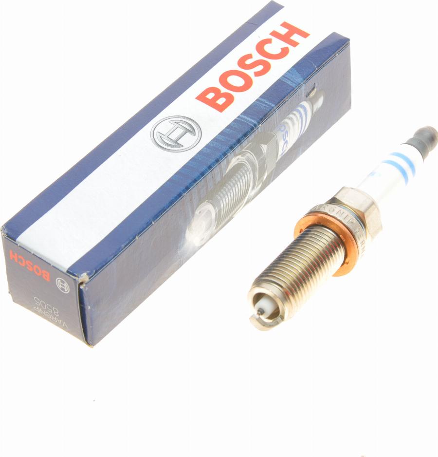 BOSCH 0 242 140 565 - Aizdedzes svece www.autospares.lv