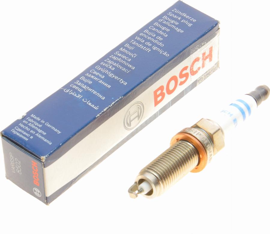 BOSCH 0 242 140 566 - Aizdedzes svece autospares.lv