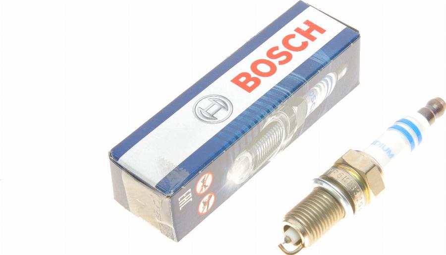 BOSCH 0 242 140 514 - Свеча зажигания www.autospares.lv