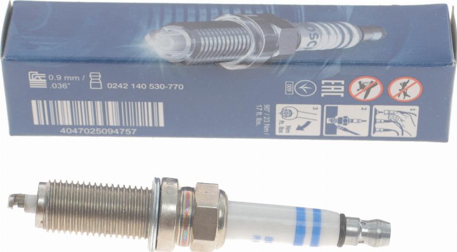 BOSCH 0 242 140 530 - Aizdedzes svece autospares.lv