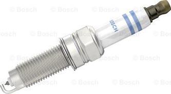 BOSCH 0 242 140 528 - Aizdedzes svece autospares.lv